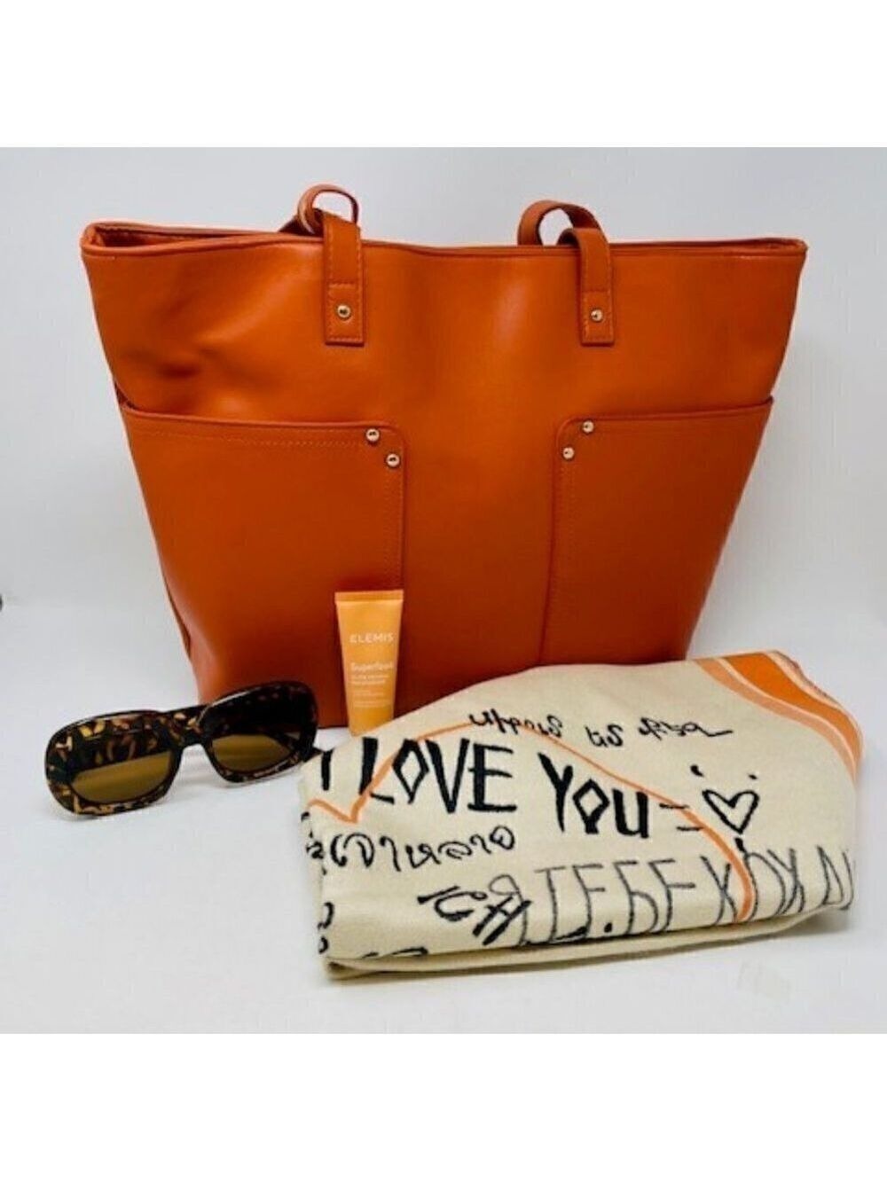 4 piece "Girl On The Go" set with Tote, Scarf, sunglasses and Elemis Superfood - Picture 3 of 3